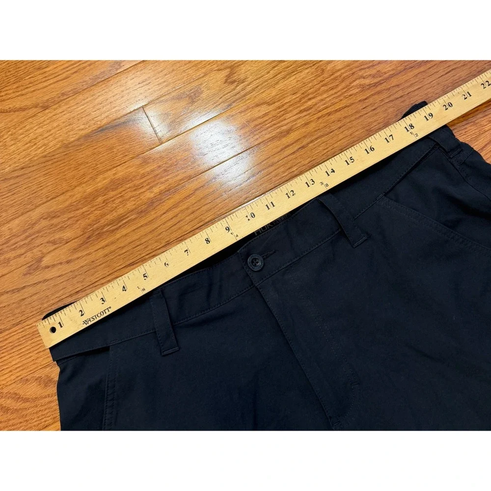 Huk Performance Fishing Cargo Shorts Men XL Black 10